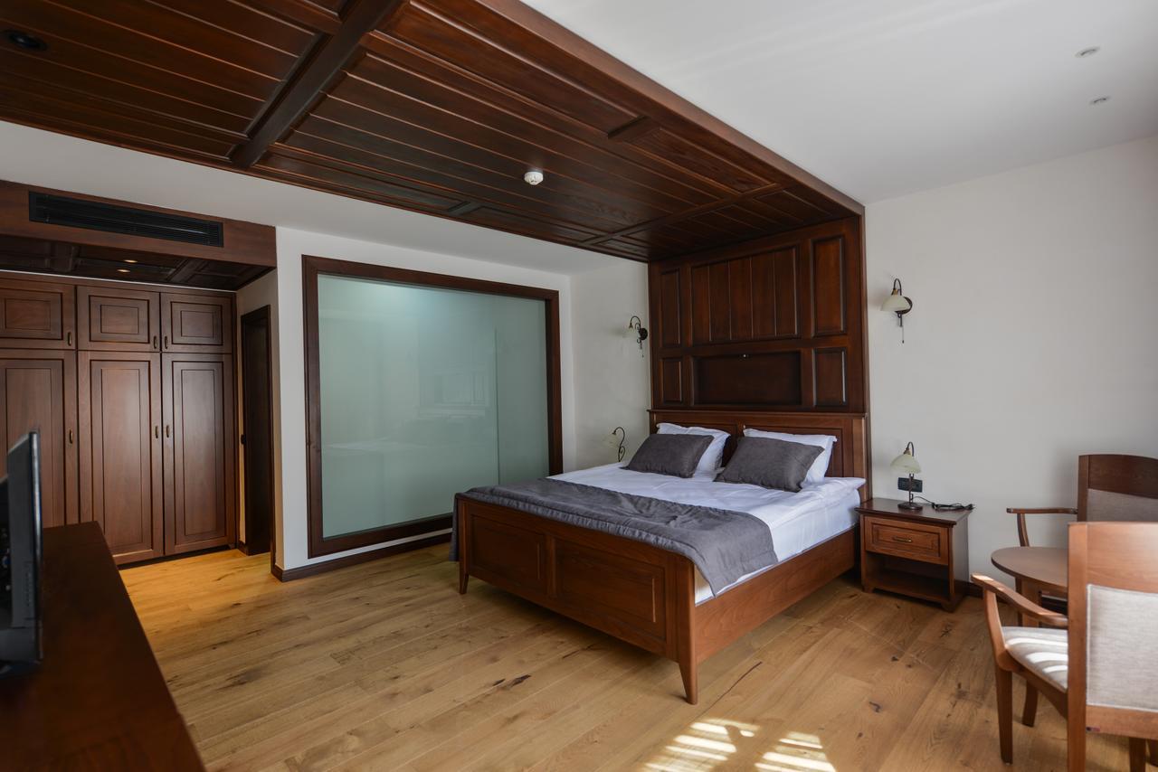 Hotel Barleti Призрен Екстериор снимка