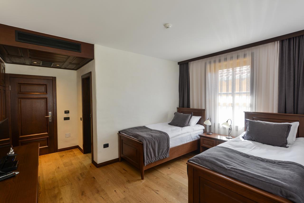 Hotel Barleti Призрен Екстериор снимка