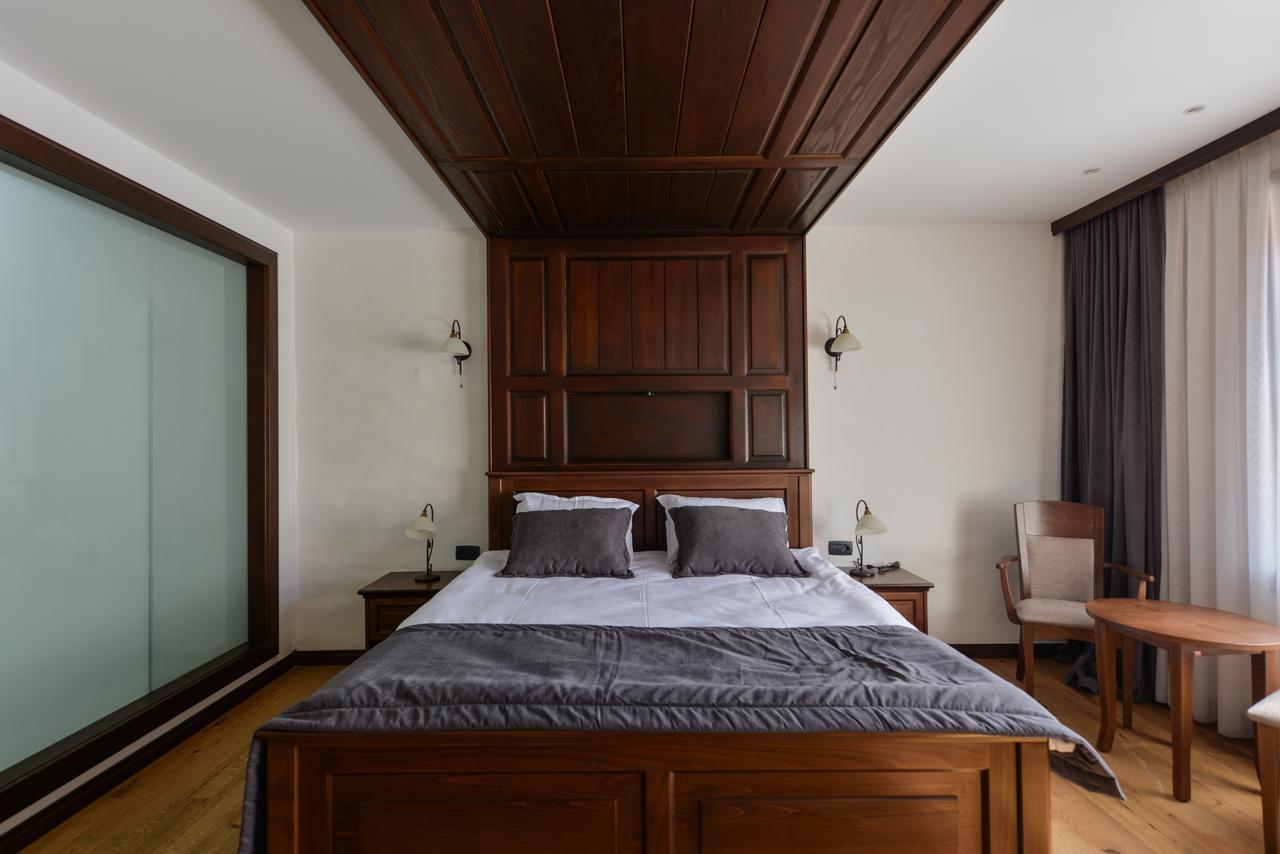 Hotel Barleti Призрен Екстериор снимка