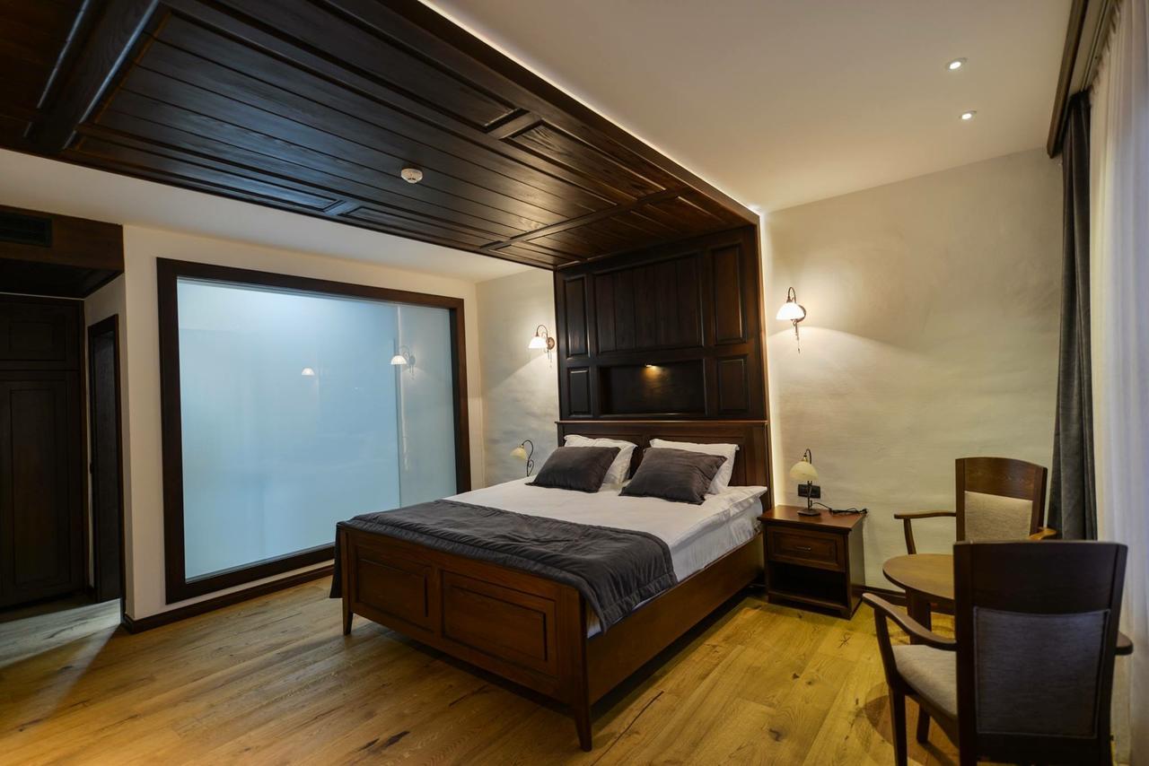 Hotel Barleti Призрен Екстериор снимка